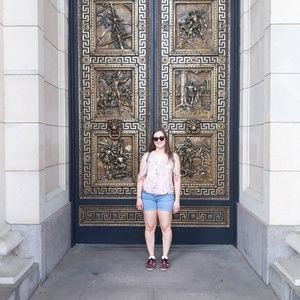 Meet your Posher, Delaina